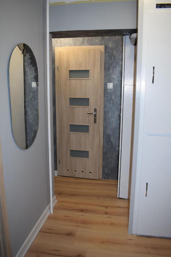 Apartament M-3 Centrum Częstochowa Buitenkant foto