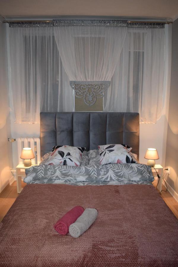 Apartament M-3 Centrum Częstochowa Buitenkant foto