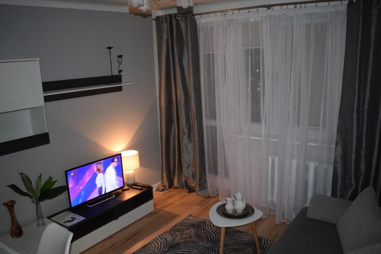 Apartament M-3 Centrum Częstochowa Buitenkant foto