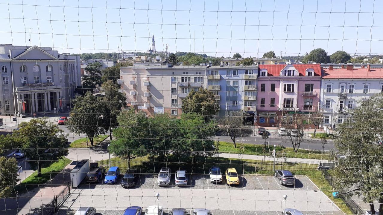 Apartament M-3 Centrum Częstochowa Buitenkant foto