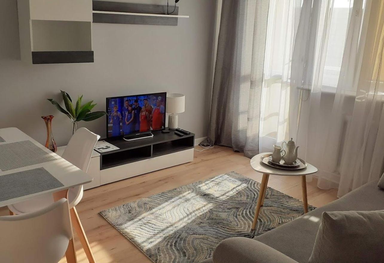 Apartament M-3 Centrum Częstochowa Buitenkant foto